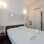 I Host Apartment - Montenero 58